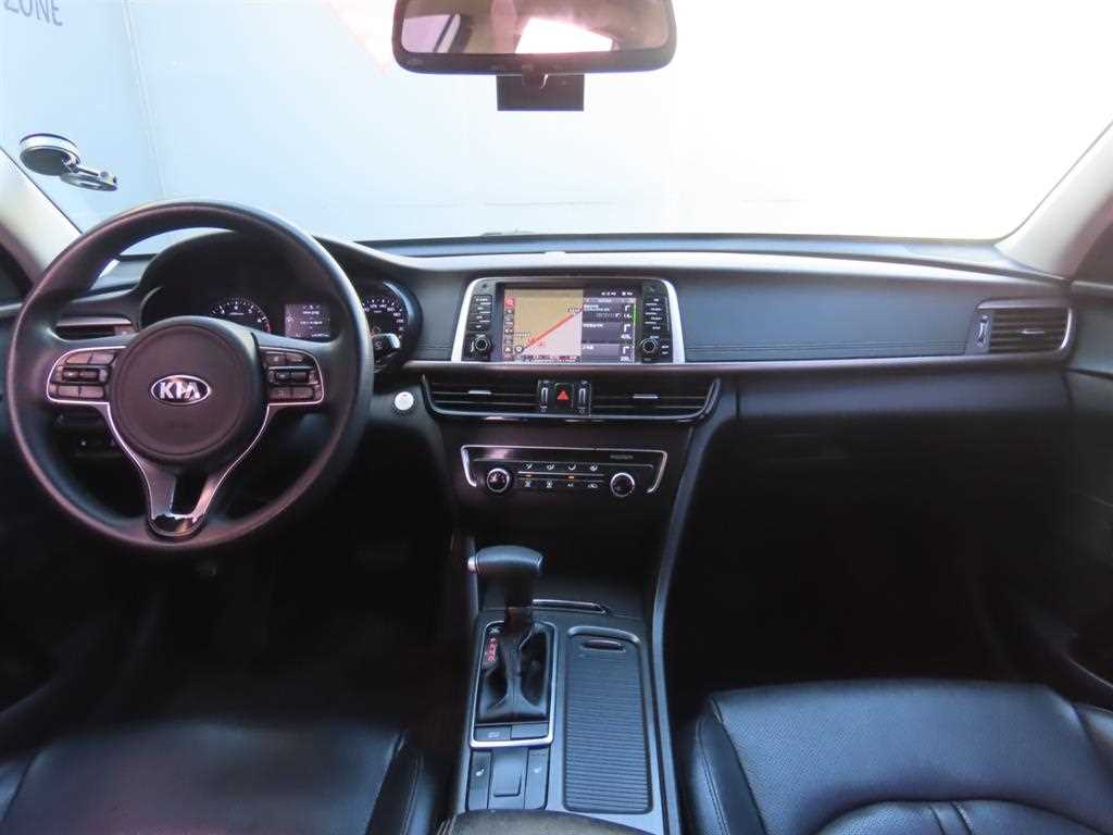 KIA K5 - Vista 7