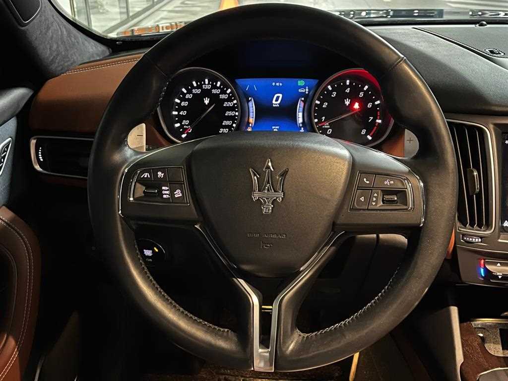 Maserati Levante - Vista 11