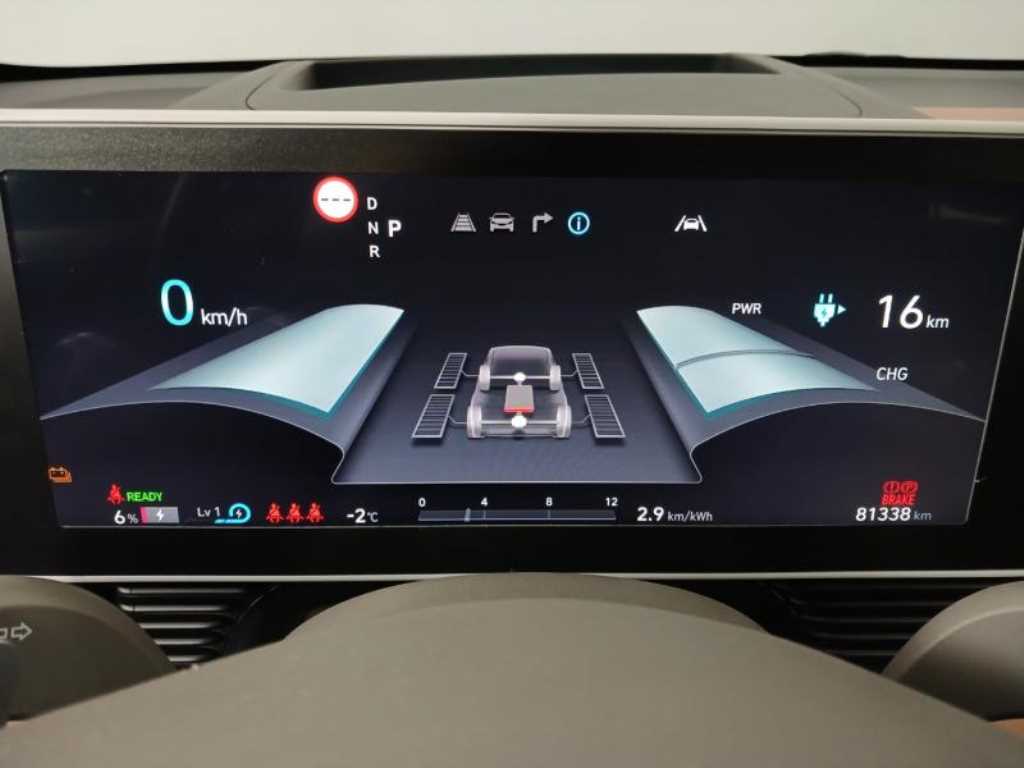 HYUNDAI Ioniq 5 - Vista 9