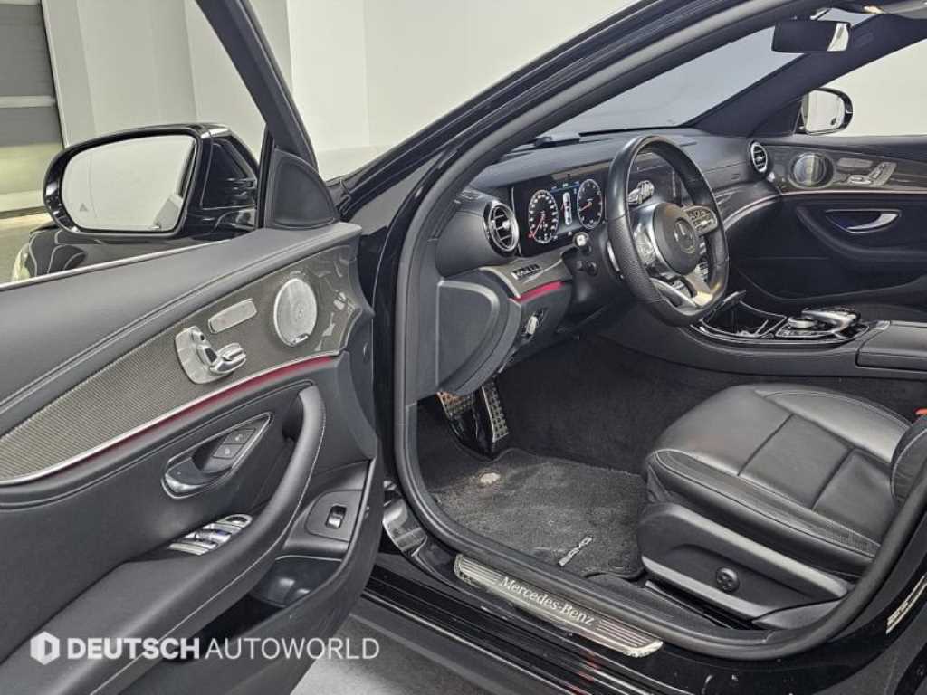 Mercedes Benz E class - Vista 11