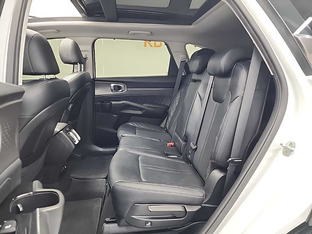 KIA Sorento - Vista 12