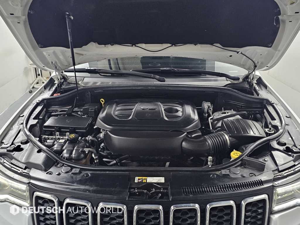 Jeep Cherokee - Vista 6