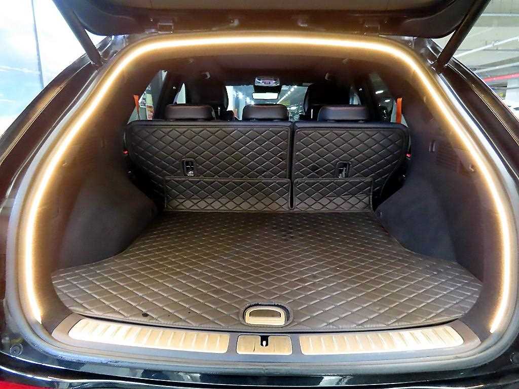 Genesis GV70 2025 Negro - Importación desde Corea - HF Imports Iquique - Foto 16