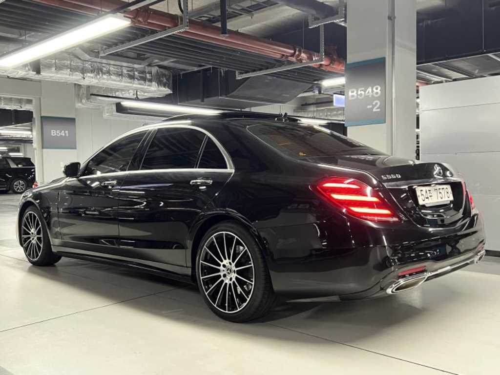 Mercedes Benz S Class - Vista 4