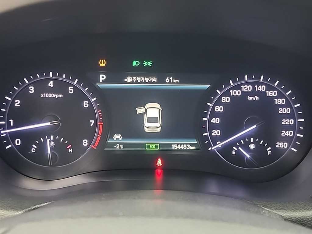 Genesis G80 - Vista 6