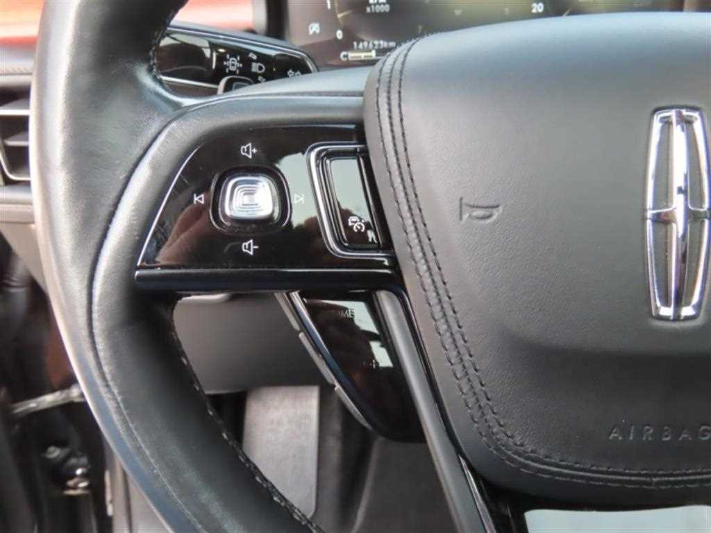 Lincoln Aviator - Vista 11