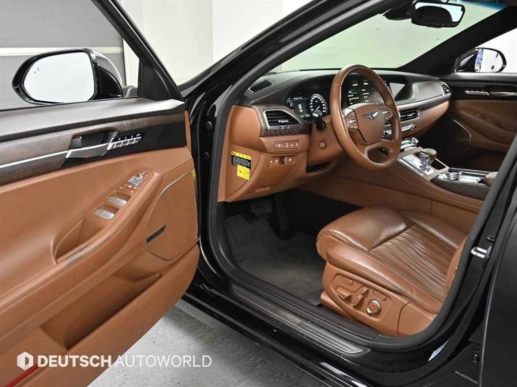 Genesis G90 - Vista 11