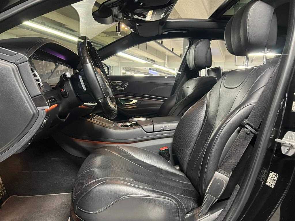 Mercedes Benz S Class - Vista 12