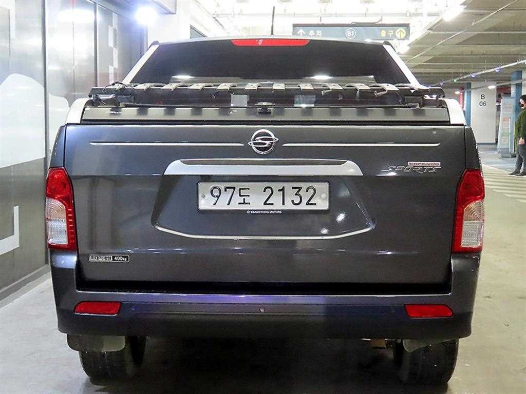 Ssangyong Korando - Vista 5