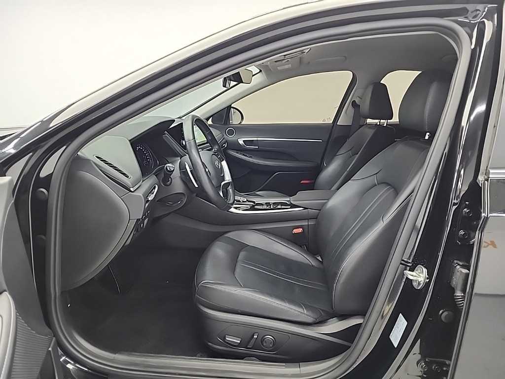 HYUNDAI Sonata - Vista 11