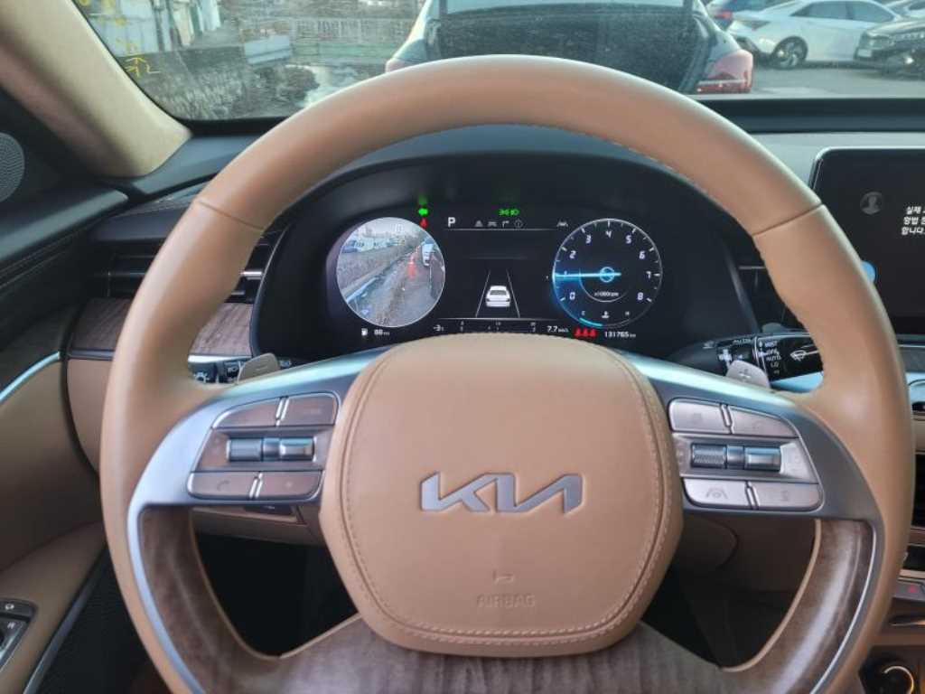 KIA K9 - Vista 5