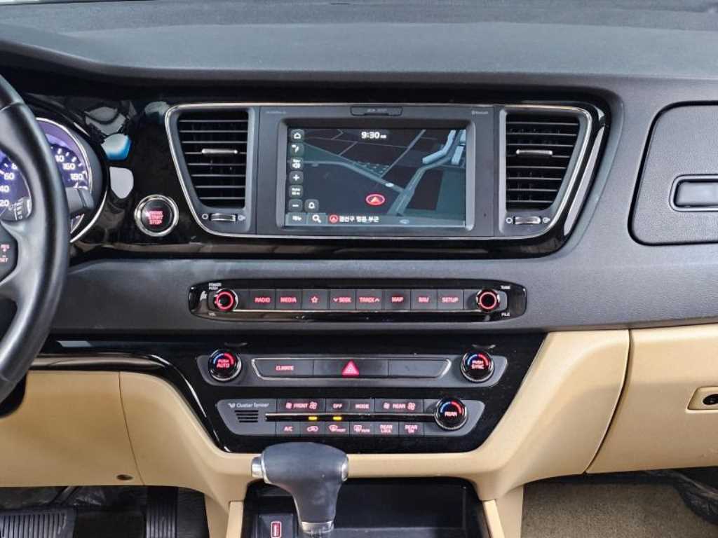 KIA Carnival 2019 Negro - Importación desde Corea - HF Imports Iquique - Foto 14