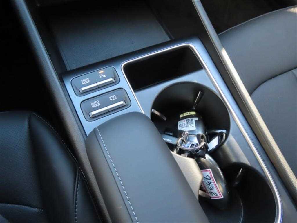 HYUNDAI Sonata - Vista 7