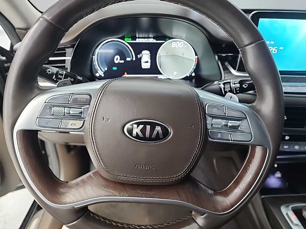 KIA K9 - Vista 9