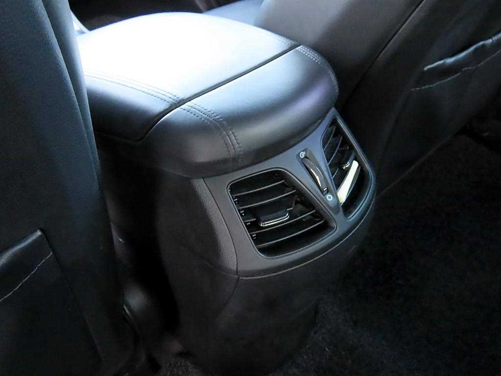 HYUNDAI Grandeur 2015 Blanco - Importación desde Corea - HF Imports Iquique - Foto 17