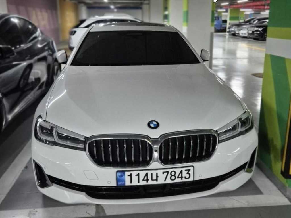 BMW 5 Series 2023 Blanco - Importación desde Corea - HF Imports Iquique - Foto 1