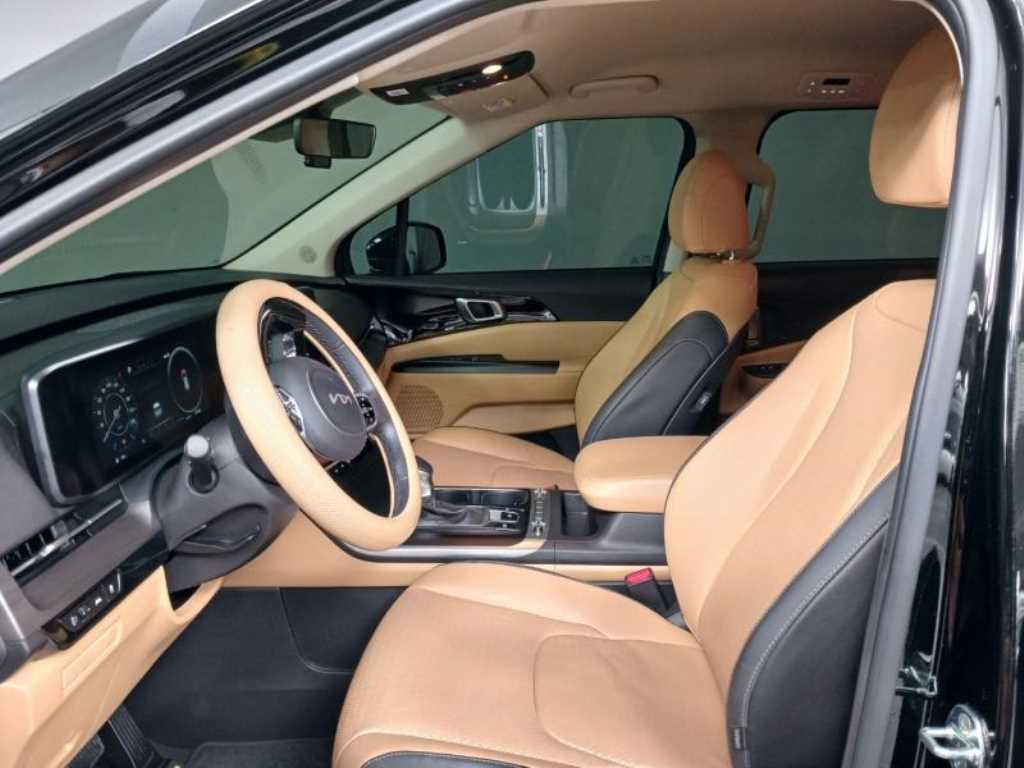 KIA Carnival - Vista 7