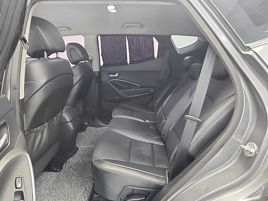 HYUNDAI Santa Fe - Vista 12