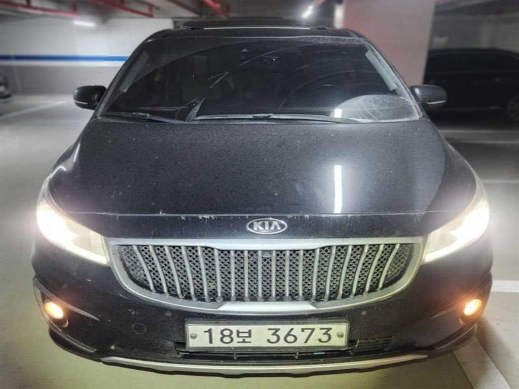 KIA Carnival 2017 Negro - Importación desde Corea - HF Imports Iquique - Foto 1