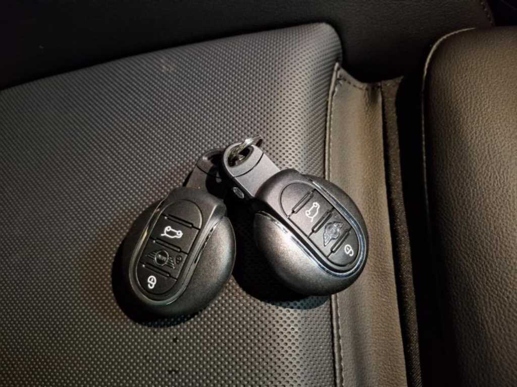 Mini Cooper 2020 Negro - Importación desde Corea - HF Imports Iquique - Foto 15