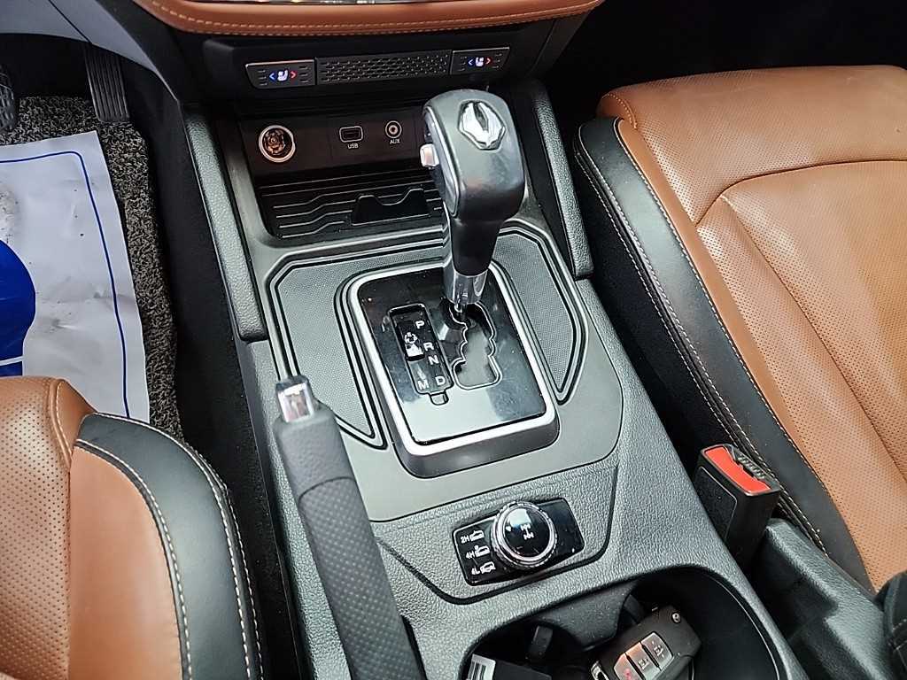 Ssangyong Rexton - Vista 8