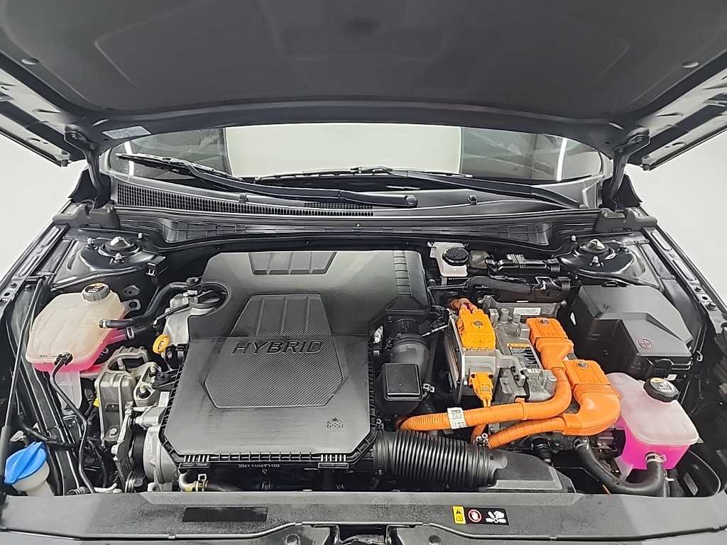 HYUNDAI Avante - Vista 5