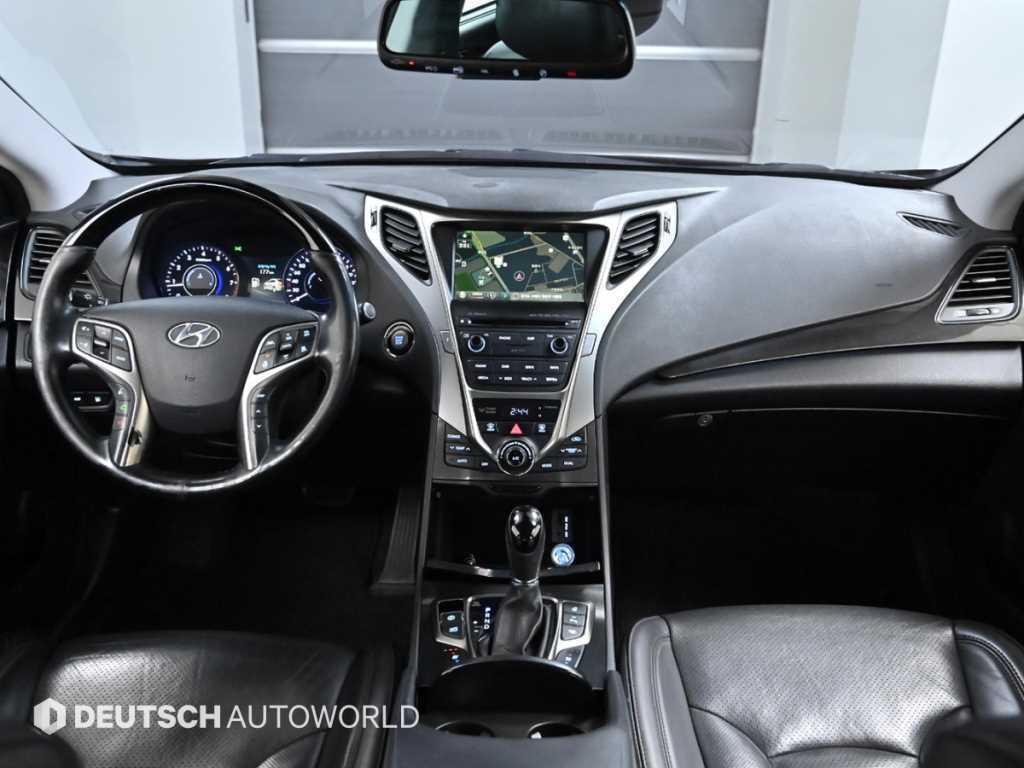 HYUNDAI Grandeur - Vista 7