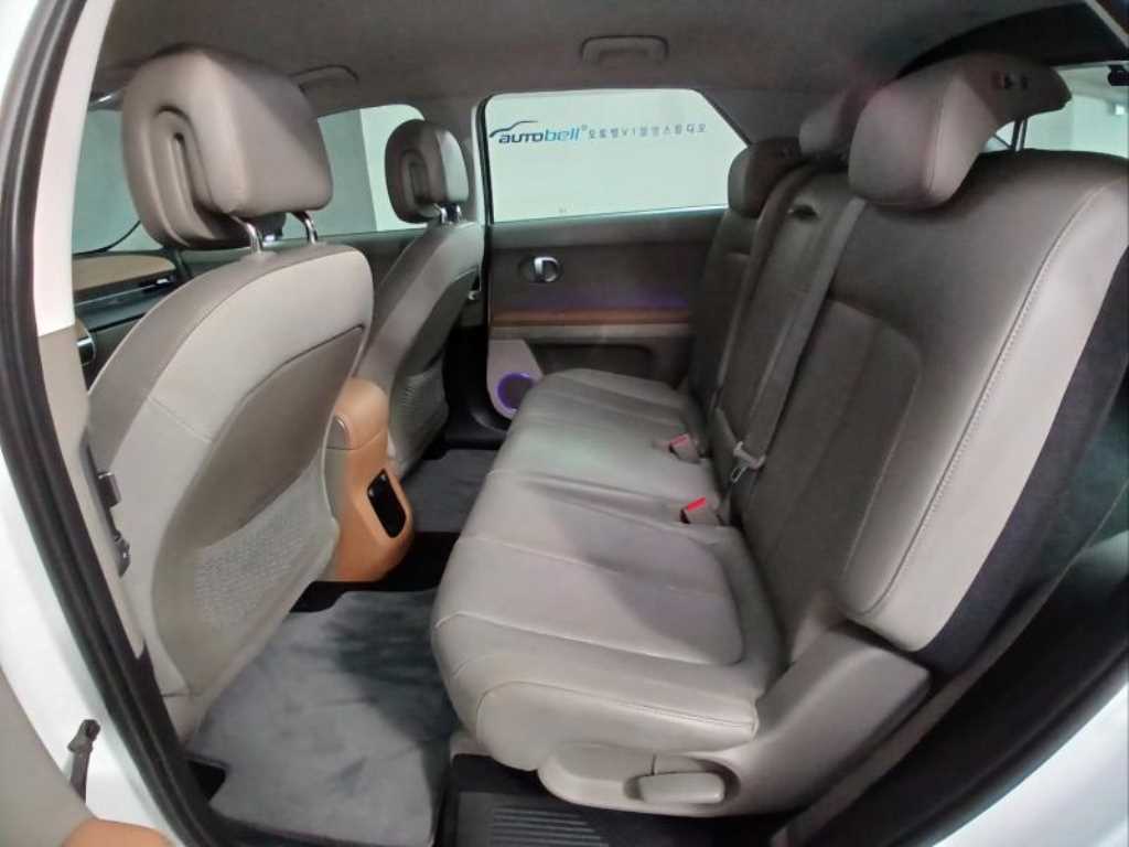 HYUNDAI Ioniq 5 - Vista 6