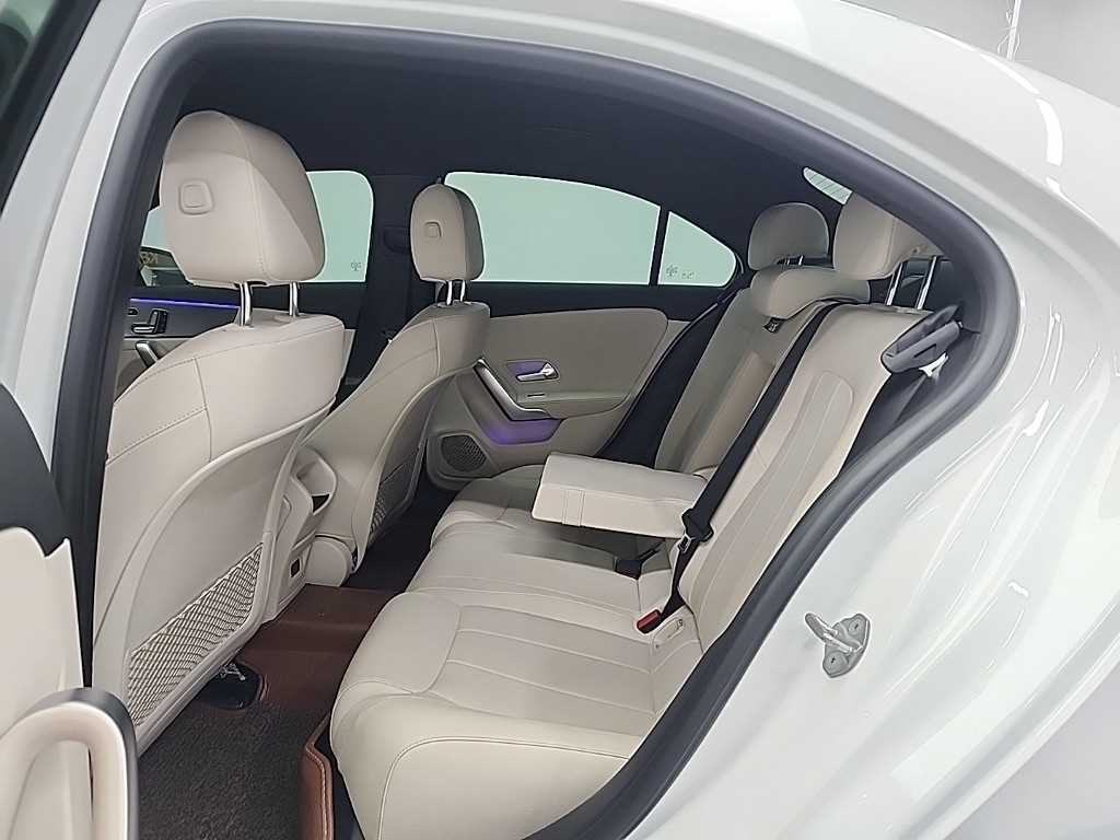 Mercedes Benz A Class - Vista 12