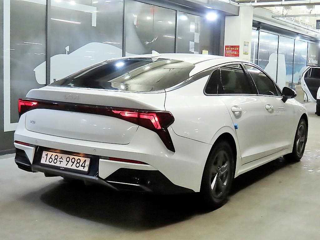 KIA K5 - Vista 4