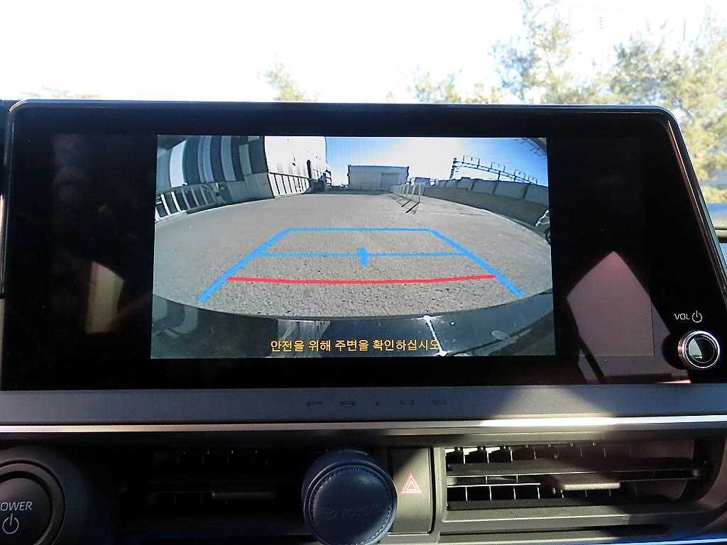 Toyota Prius 2025 Negro - Importación desde Corea - HF Imports Iquique - Foto 15