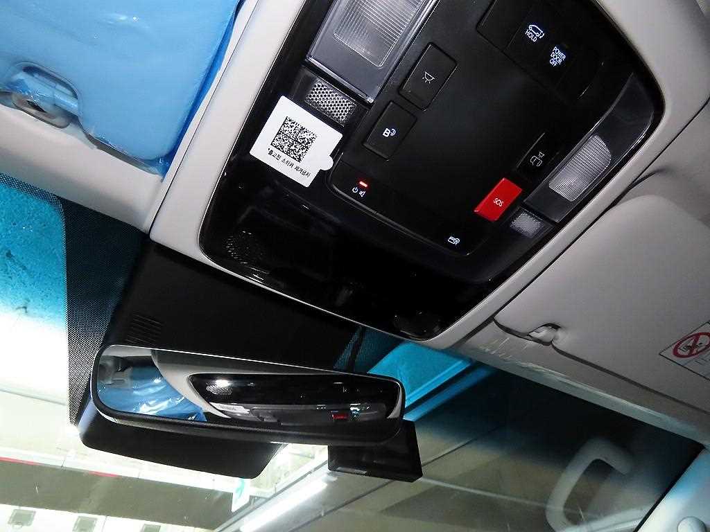 HYUNDAI Staria 2025 Blanco - Importación desde Corea - HF Imports Iquique - Foto 15