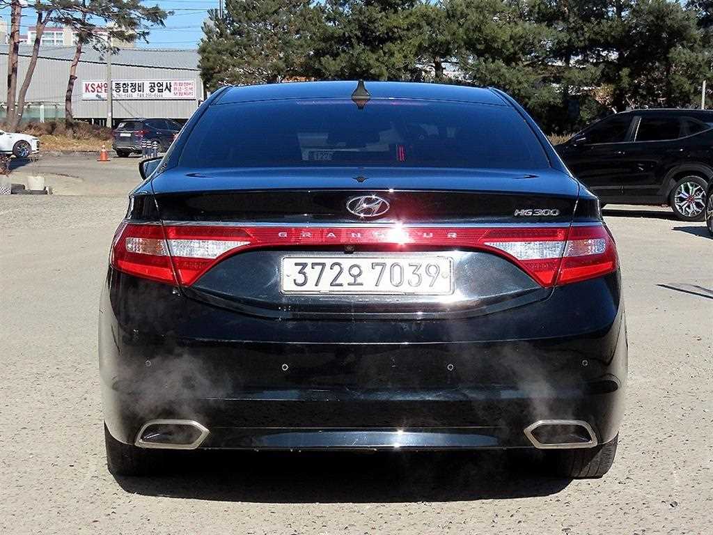 HYUNDAI Grandeur - Vista 4