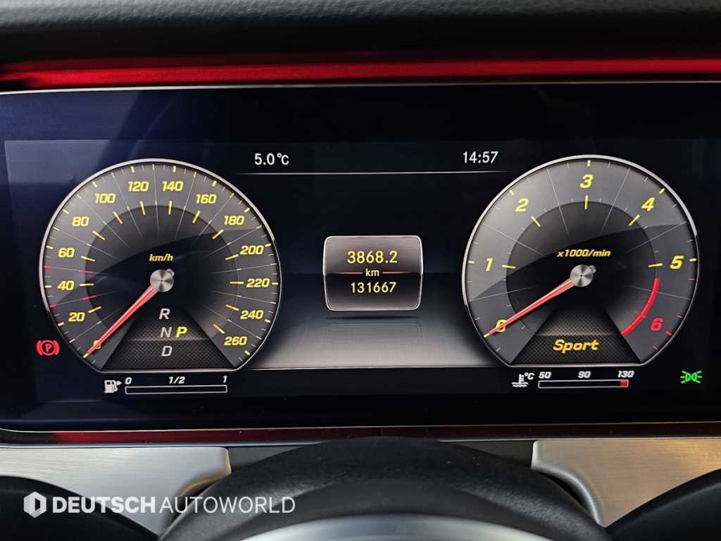 Mercedes Benz CLS Class - Vista 8