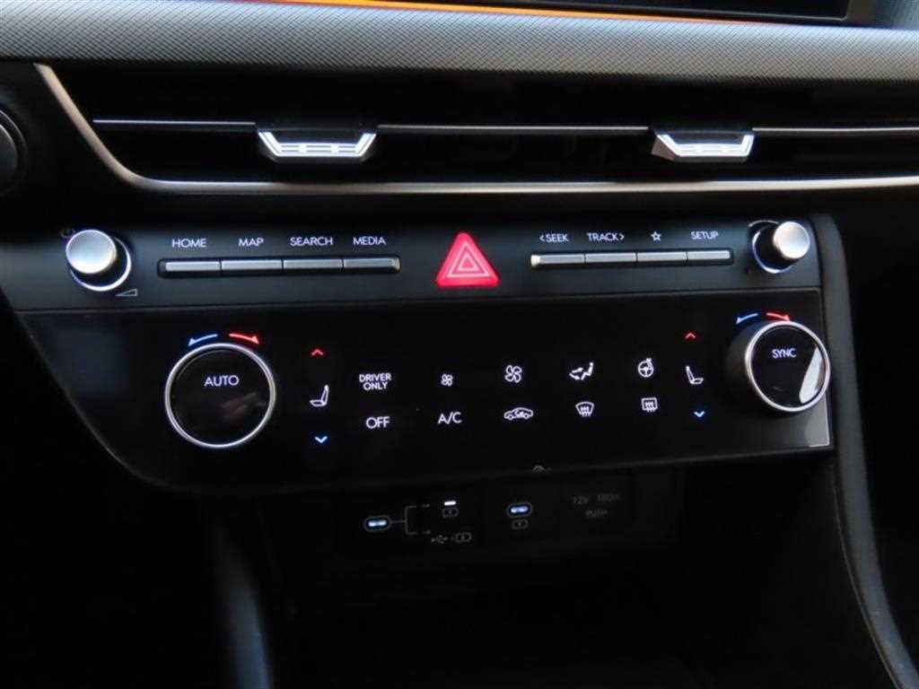 HYUNDAI Sonata - Vista 8