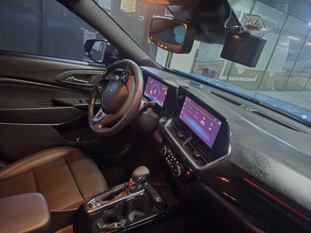 Chevrolet Trax 2025 skyblue - Importación desde Corea - HF Imports Iquique - Foto 18