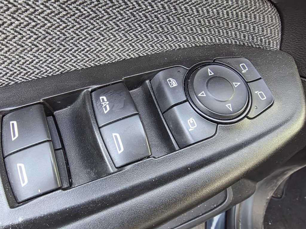 Chevrolet Trail Blazer 2021 Azul - Importación desde Corea - HF Imports Iquique - Foto 15