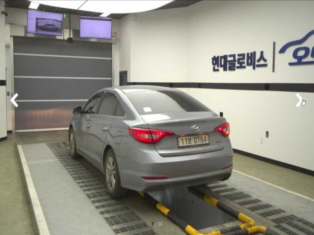 HYUNDAI Sonata - Vista 2