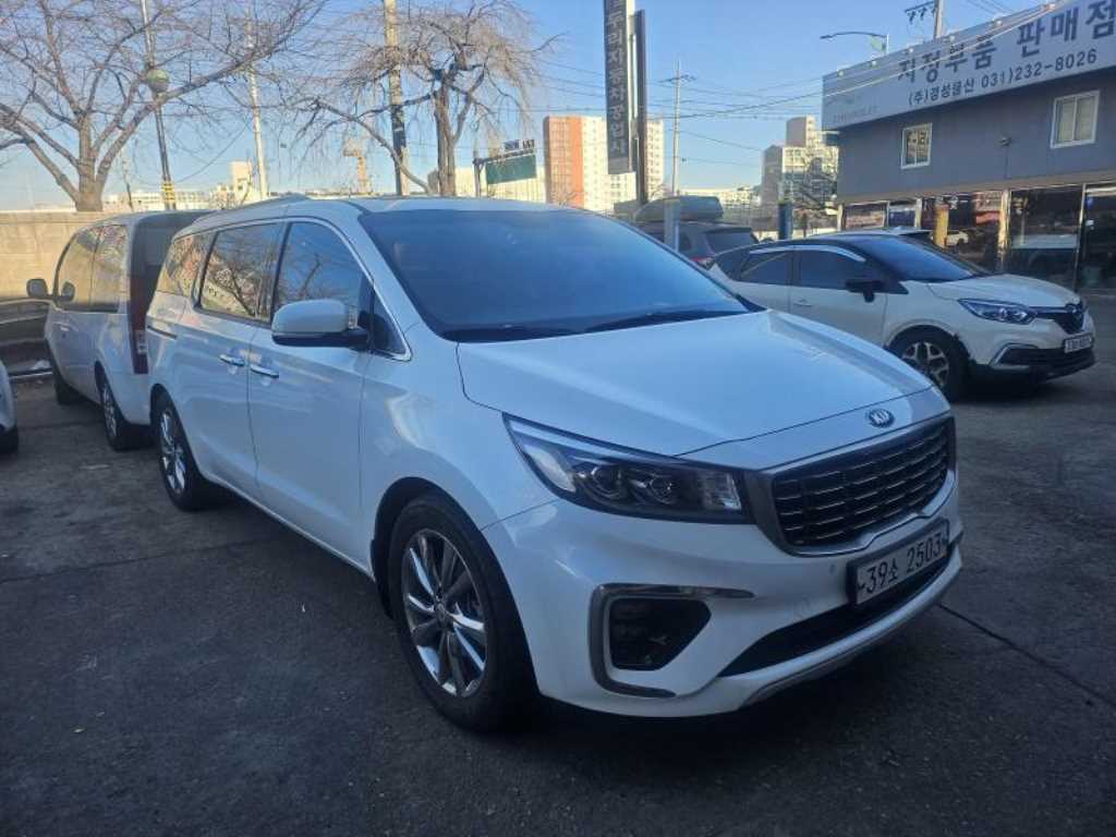 KIA Carnival - Vista 2