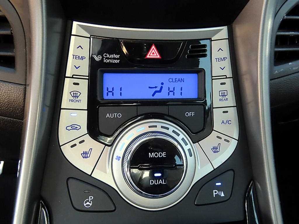 HYUNDAI Avante 2012 - Importación desde Corea - HF Imports Iquique - Foto 16