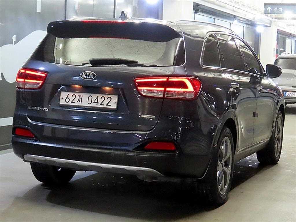 KIA Sorento - Vista 4