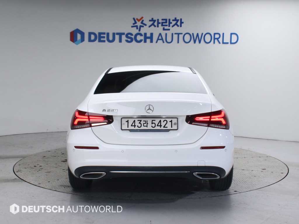 Mercedes Benz A Class - Vista 4