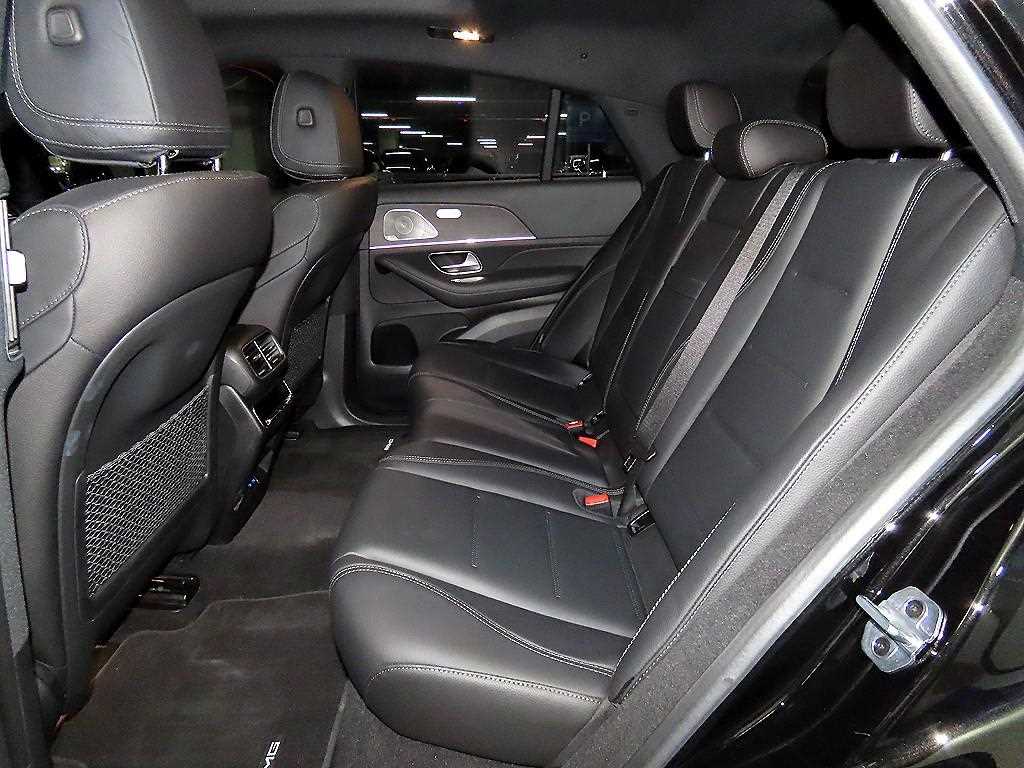 Mercedes Benz GLE Class - Vista 7