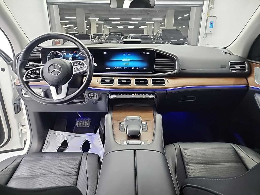 Mercedes Benz GLE Class - Vista 7