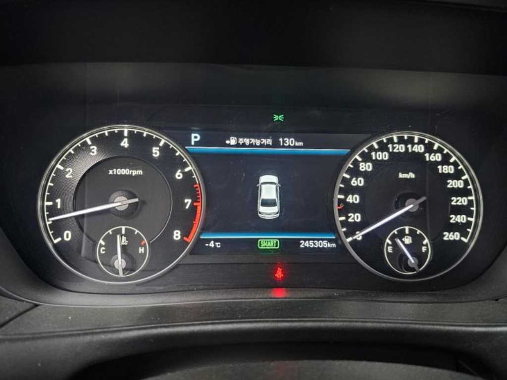 Genesis EQ900 - Vista 8