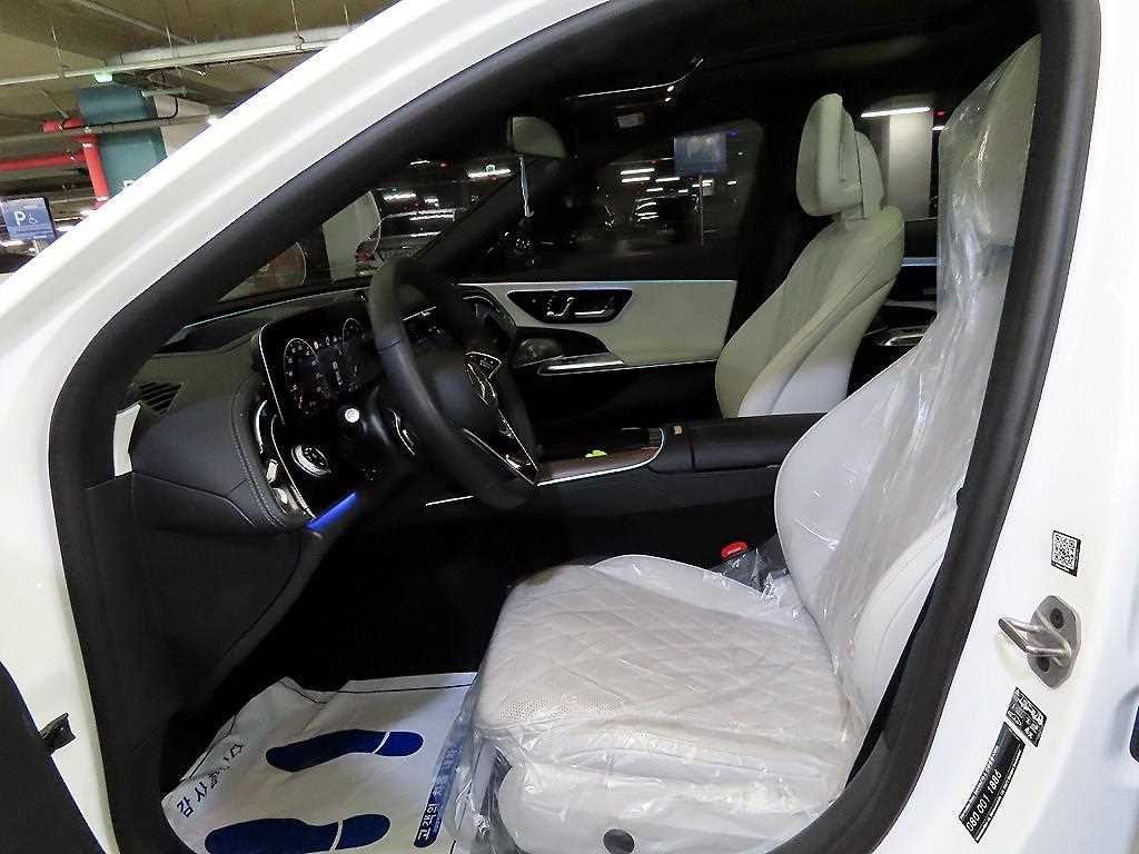 Mercedes Benz E class - Vista 7