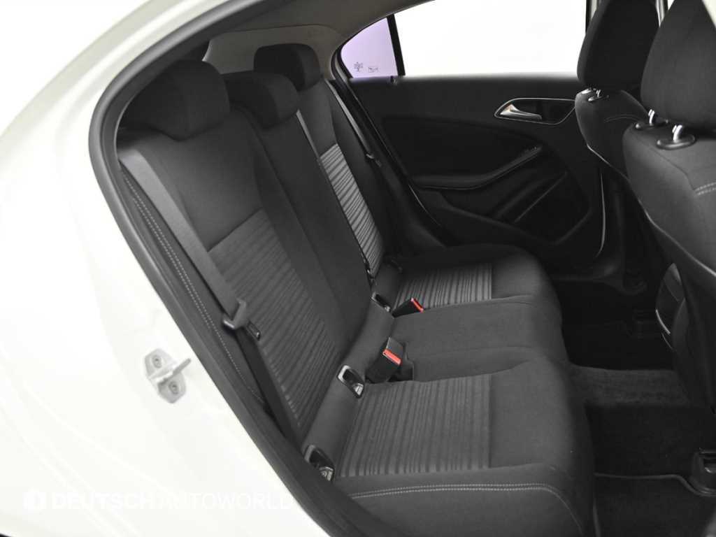 Mercedes Benz A Class - Vista 12