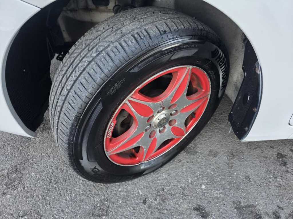 HYUNDAI Accent 2012 Blanco - Importación desde Corea - HF Imports Iquique - Foto 14