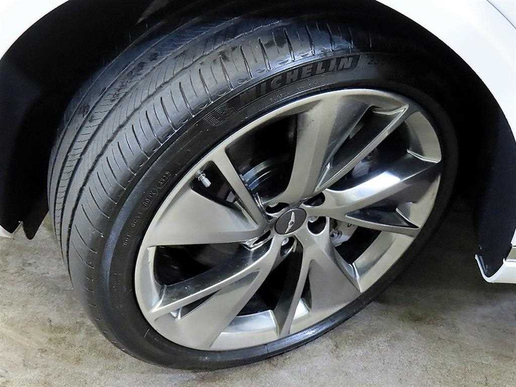 Genesis GV70 2023 Blanco - Importación desde Corea - HF Imports Iquique - Foto 20