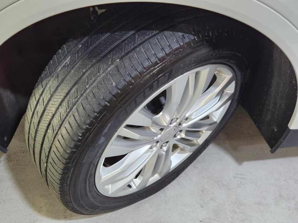 Cadillac XT5 2019 Blanco - Importación desde Corea - HF Imports Iquique - Foto 18